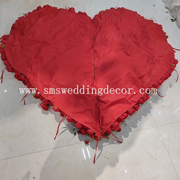 product-600-600 red heart backdrop