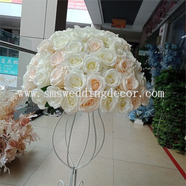 light pink rose centerpiece(001)