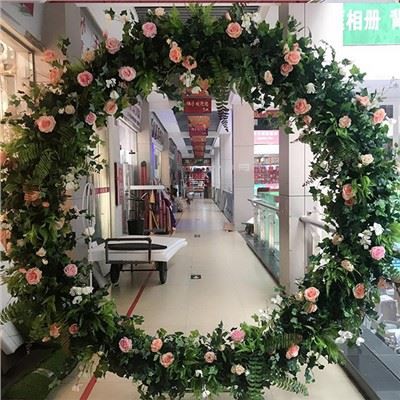 Dumaloq gulli archa to'y