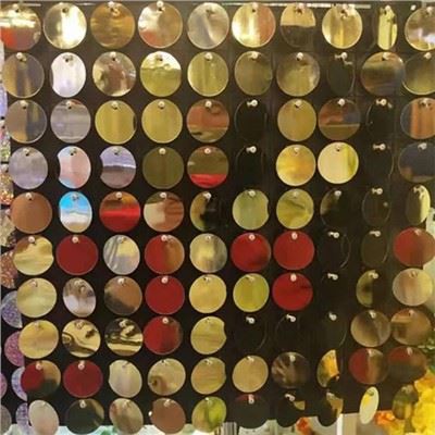 Yaltiroq devor oltin