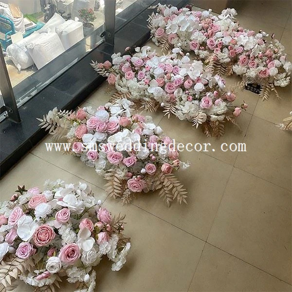 elegant wedding arrangements