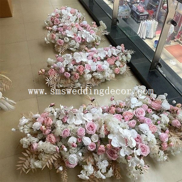 wedding ceremony flowers