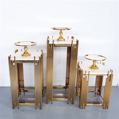 Metall displey plintisi